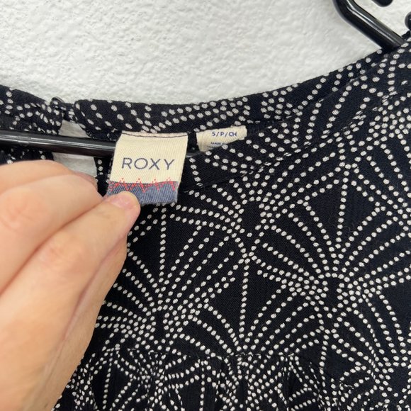 Roxy black cream patterened boho tunic 3/4 sleeve tiered blouse Size: S - Picture 6 of 9